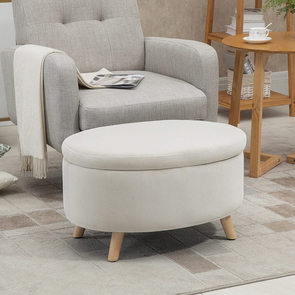 Beige ovale Sitzbank mit Stauraum und Samtoptik, auf stabilen Holzbeinen, Masse 71x51.5x42cm. Ein einzigartiges und charmantes Möbelstück.