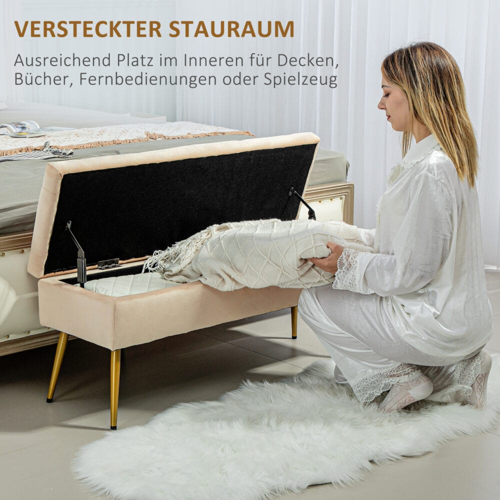 Beige Sitzbank in edler Samtoptik mit robustem Metallrahmen und praktischem Stauraum, ideal für Flur oder Schlafzimmer.