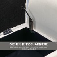Cremeweisse Sitzbank mit Stauraum und bequemen Armlehnen, bezogen mit strapazierfähigem Polyester.