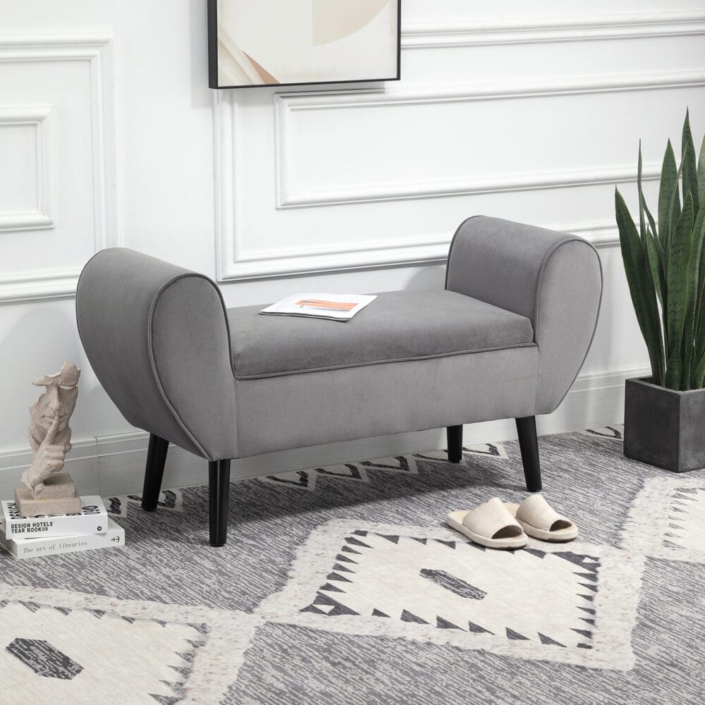 Graue Sitzbank mit Stauraum, Masse 118x42x66cm. Eine grosse Sitzbank mit viel Platz für Ihre Gegenstände.