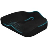 Schwarzes ergonomisches orthopädisches Sitzkissen aus Memory-Schaum, unterstützt eine gesunde Sitzhaltung und entlastet den Rücken.