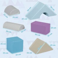 Bunte 11-teilige Softbausteine aus Kunstleder, ideal für Kinder von 1-3 Jahren. Weich und sicher zum Spielen und Bauen.