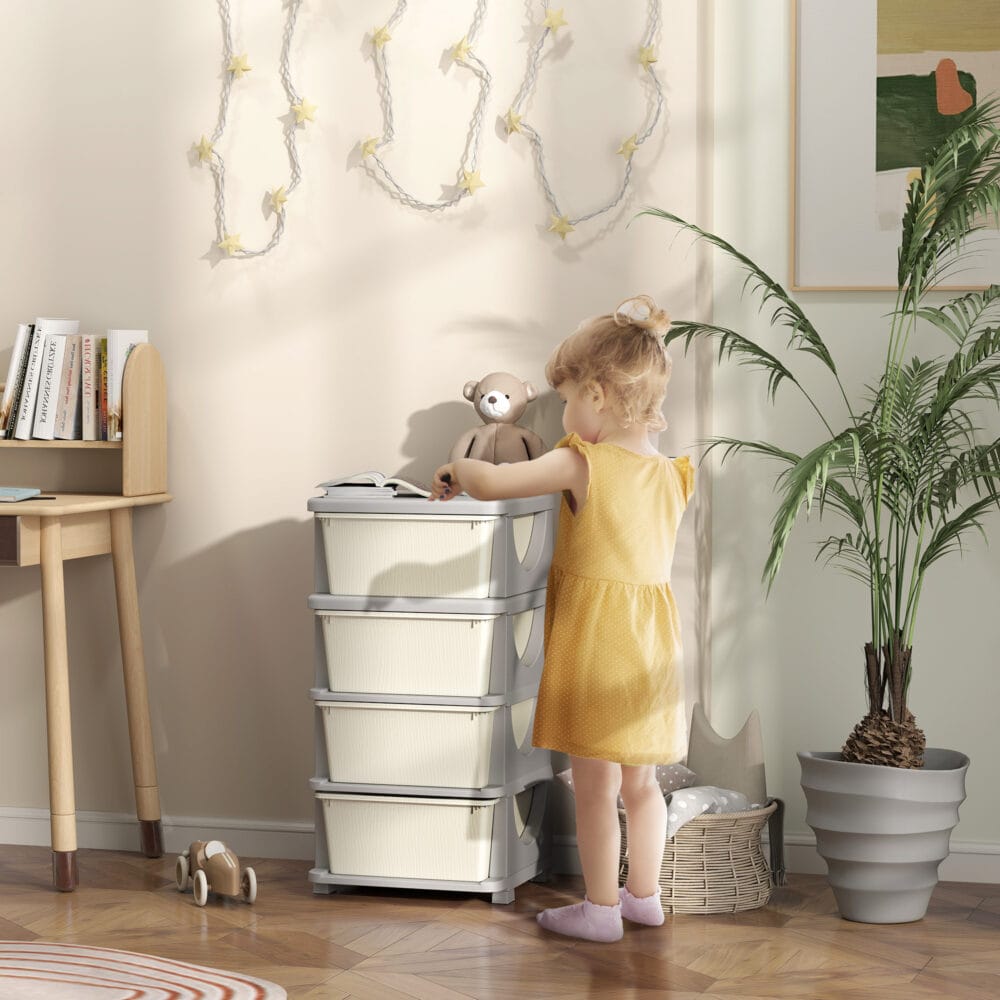 Cremeweisse Spielzeugkommode mit vier Ablagen, eine stilvolle und praktische Ergänzung für jedes Kinderzimmer zur geordneten Aufbewahrung von Spielzeug und Büchern.