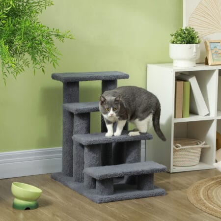 Graue Tiertreppe mit 4 Stufen, 63,5x43x60cm.