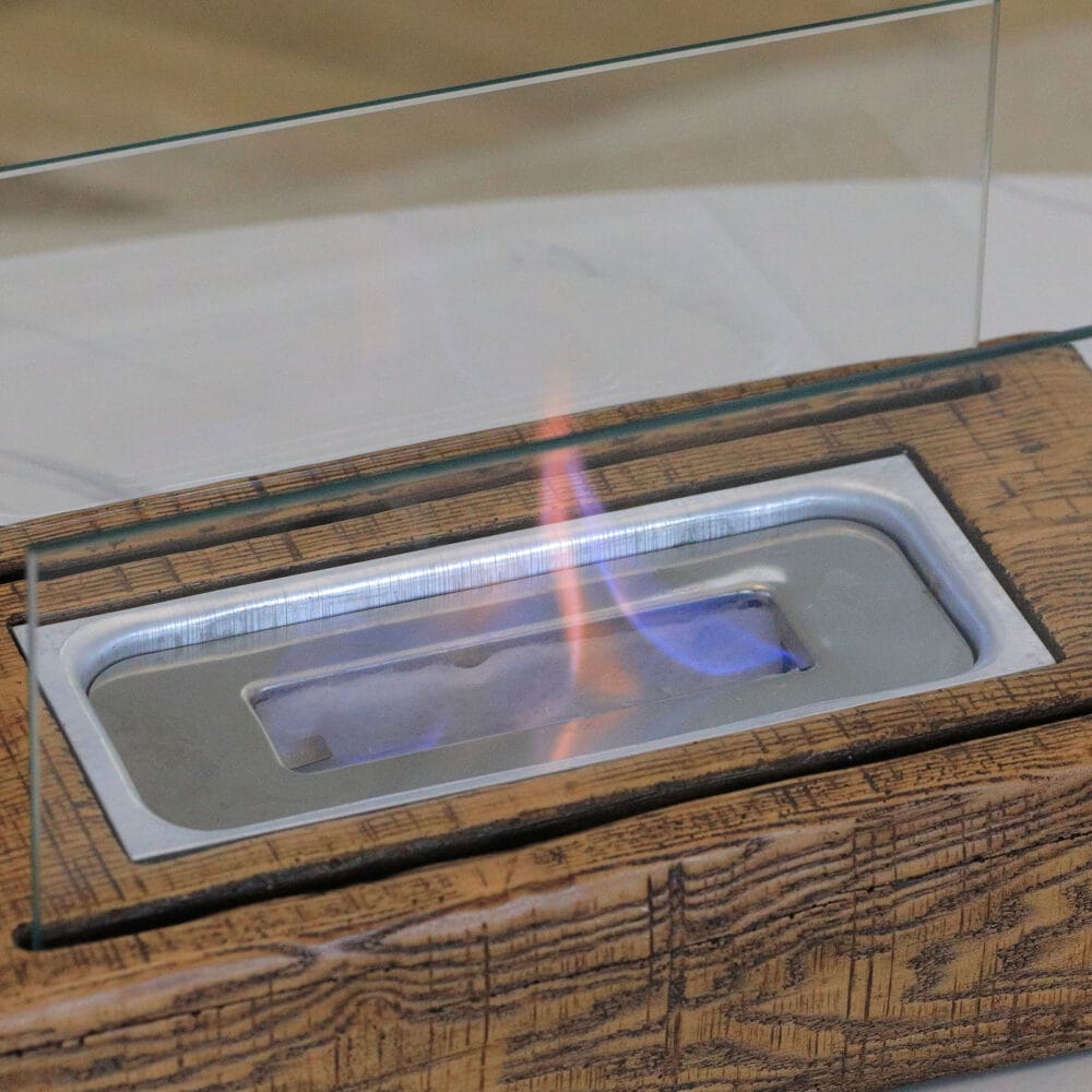 Tischkamin kompakt und modern mit Bio-Ethanol für Innenbereiche.