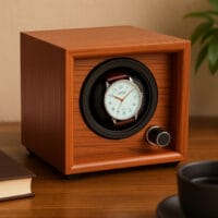 Uhrenbeweger Mr. Smith für 1 Automatikuhr – 4 Rotationsmodi leiser Motor Hellbraun