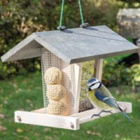 Vogelhaus Futterküche, wetterfest und aus Holz, mit befüllbarem Dach.
